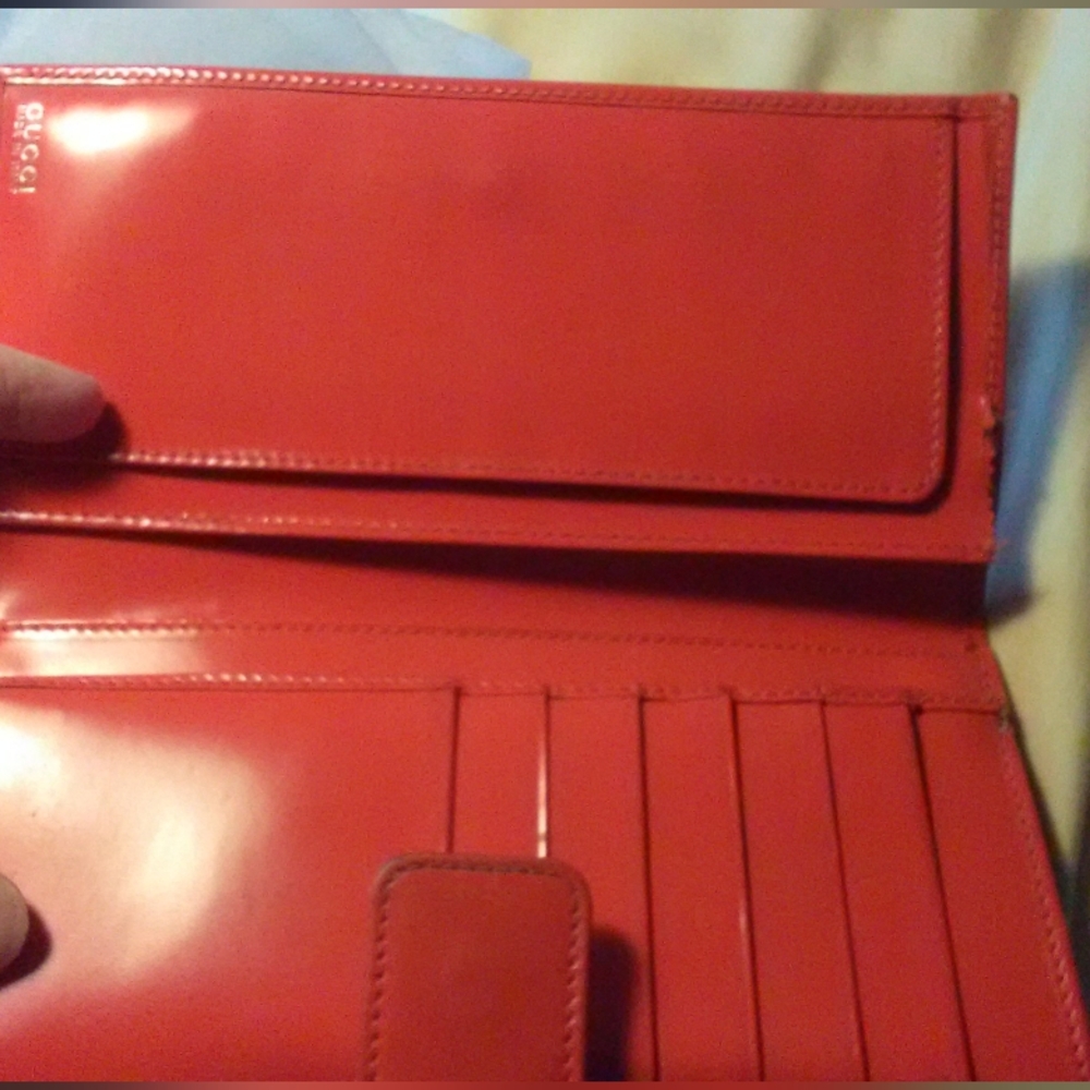 VINTAGE GUCCI WALLET ORANGE W/ SILVER METAL PATENT LEATHER. READ DESCRIPTION - Picture 5 of 14